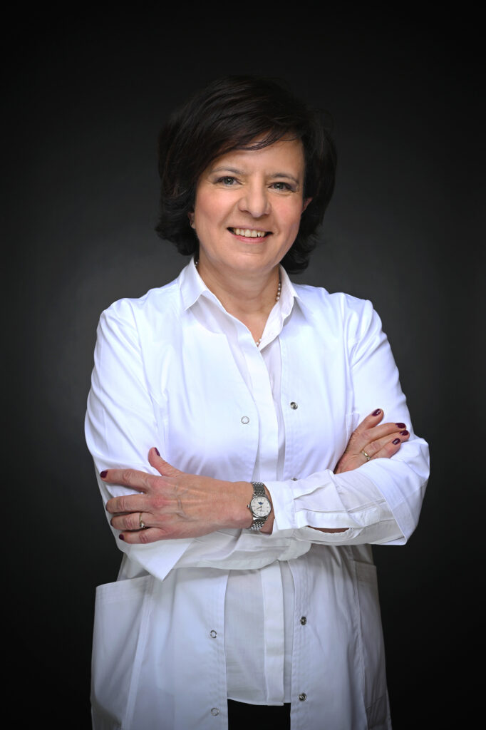 prof. dr hab. n. med. Anna Święch